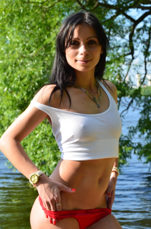 Инесса, 22 года, 1 размер груди